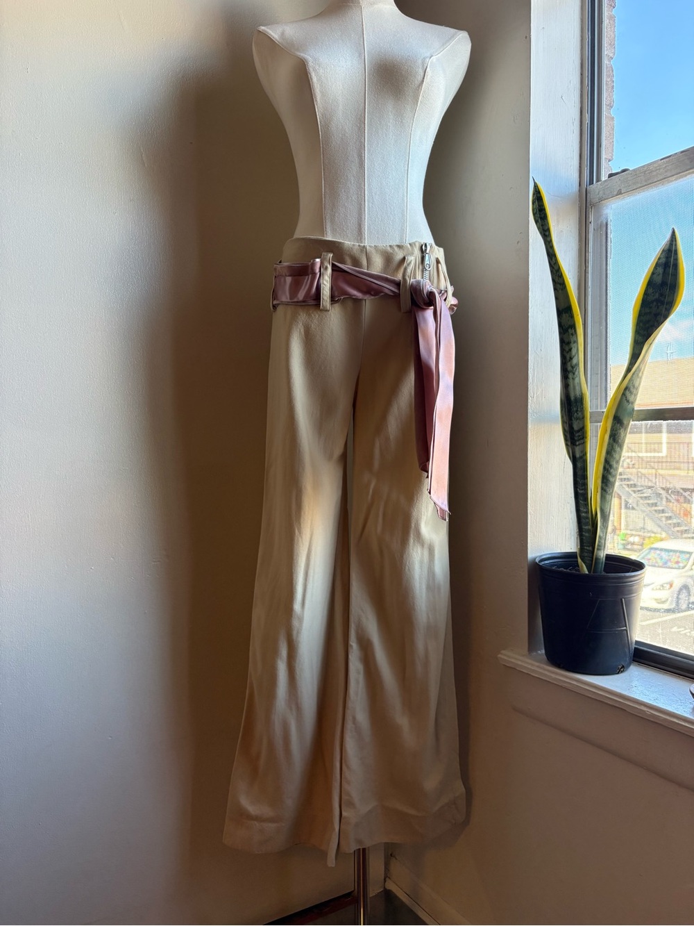 chloé vintage 90s belted beige wide leg low rise pants trousers